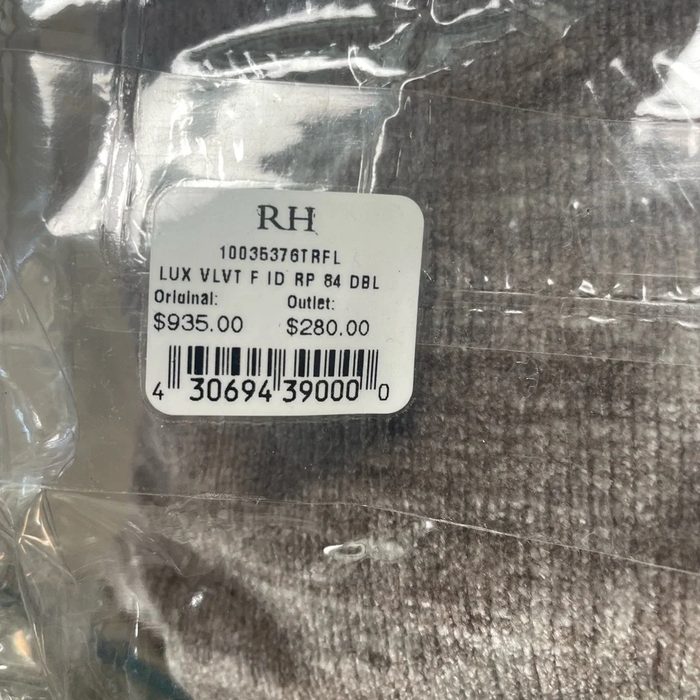 Restoration Hardware, Italian Luxe Velvet Faile Drapery, 100x84. Brand new